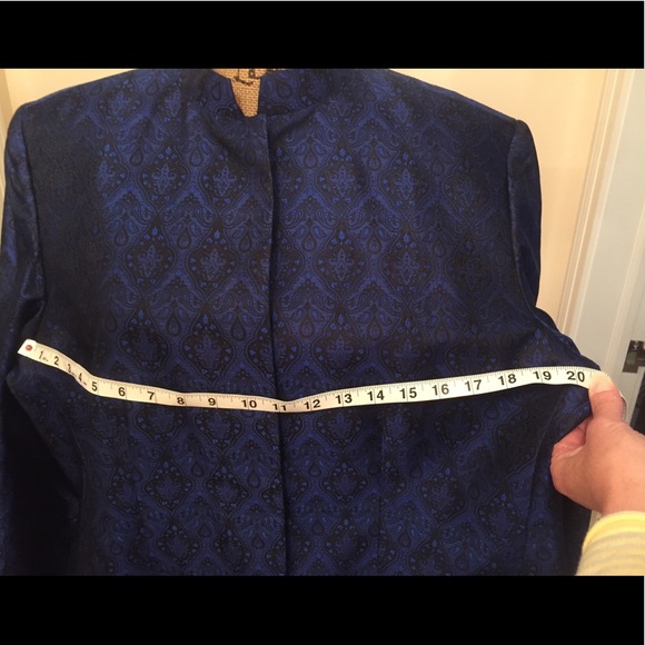 Vintage custom made silk brocade jacket in cobalt blue and black - Picture 13 of 14